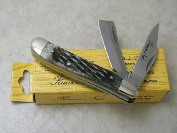 Parker 106352 Green Bone Stag Razor Nut Knife