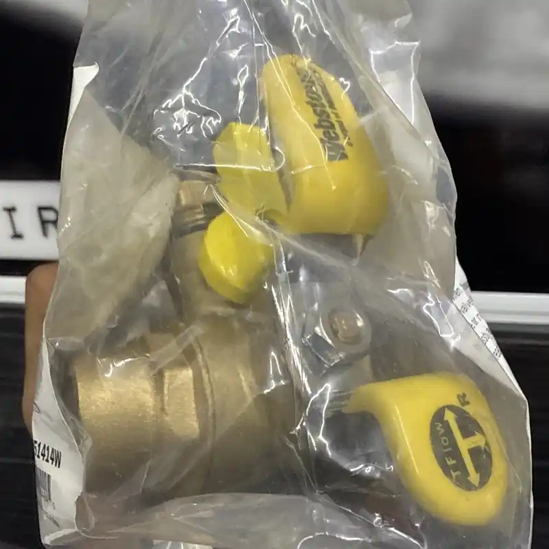 NIBCO H-51414W Isolator with Drain and Rotating Uni-Flange Ball Valve