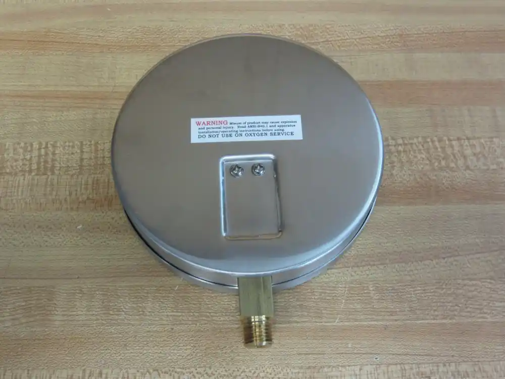 Miljoco P4598L07 4-1/2 Stainless Steel Lower Mount Pressure Gauge