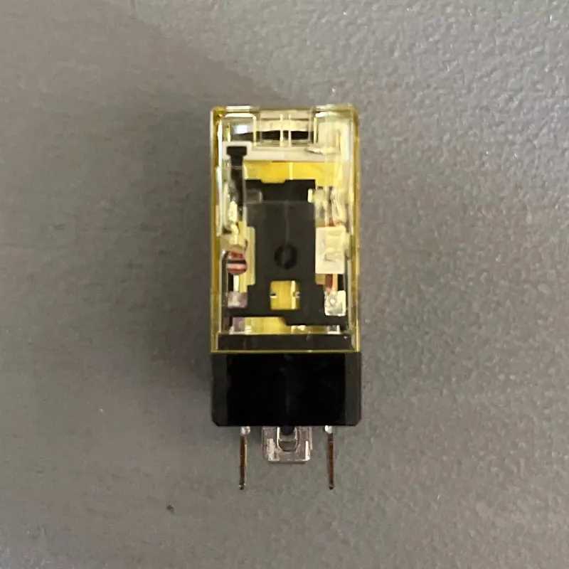 IDEC RJ1S-CL-D12 SPDT Slim Power Relay
