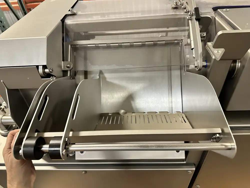 M&M Manufacturing 209 Sheet Metal Duct Angle 45 Degree