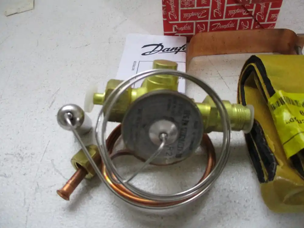 SOURCE1 1TVM2B1 TXV Kit R22 5/8 X 5/8 QC Danfoss Valve