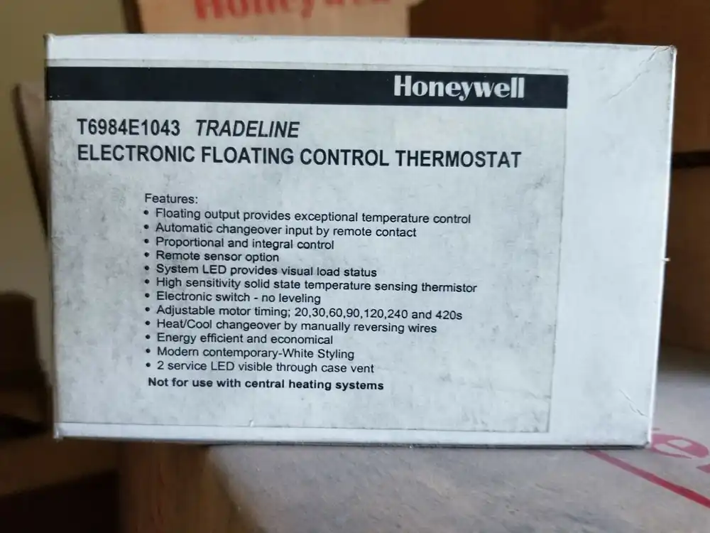 Honeywell T6984E1043 Tradeline Electronic Floating Control Thermostat