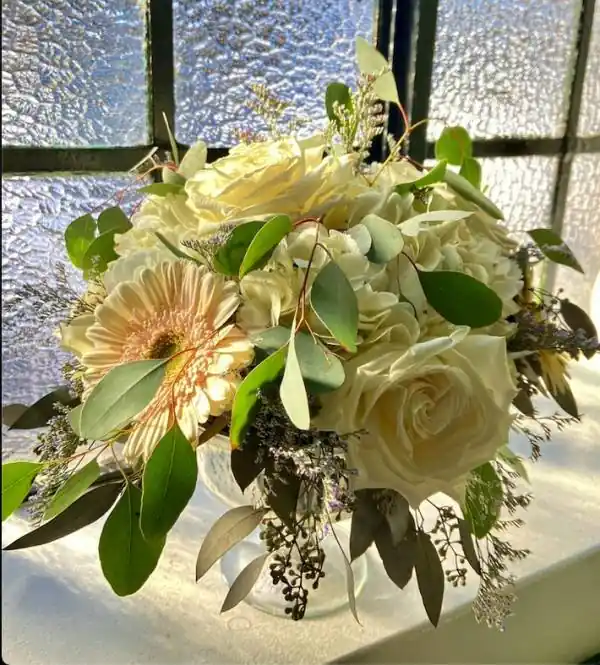 CHARLOTTE 3255 Flower Arrangement