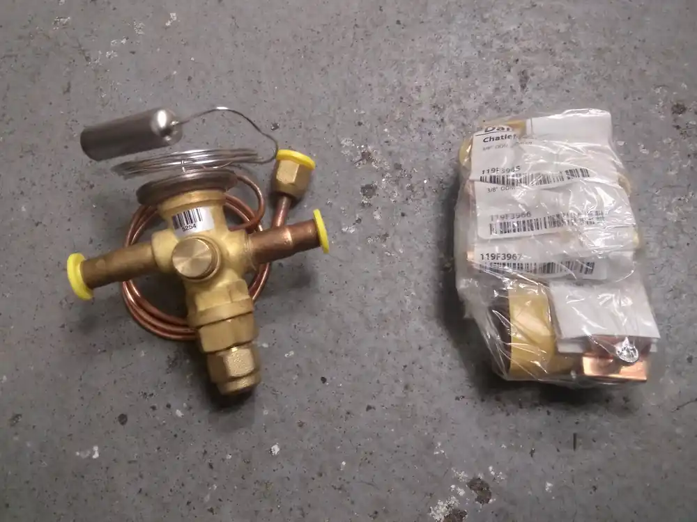CARRIER 067L5859 Thermostatic Expansion Valve TR6 Kit