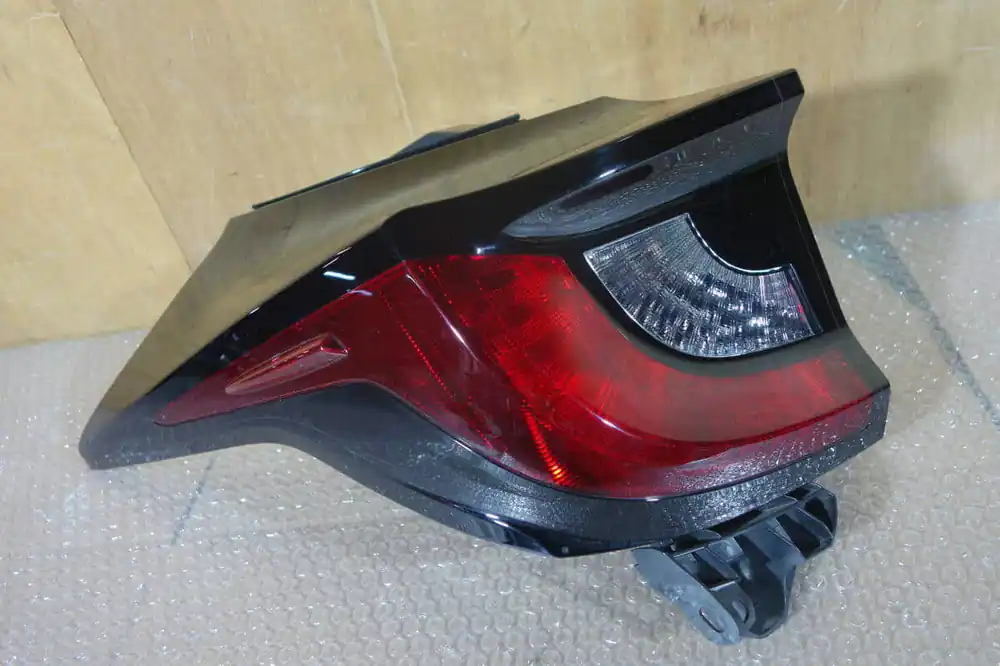SPEARS 20006 Left Tail Lamp