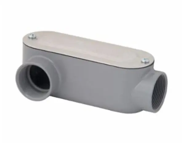 Southwire Company LRLA-150 Madison Electric Type LR Conduit Body With Cover and Gasket, 1-1/2 in Hub