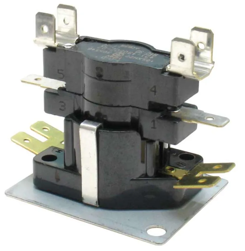 Rheem 425073 Sequencing Relay 24V 2-Pole DPST