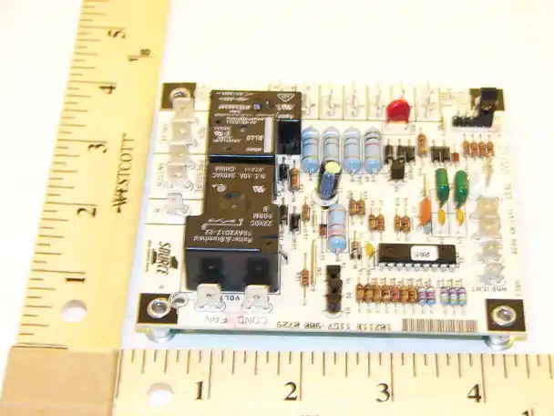 YORK S1-031-01975-001 Heat Pump Defrost Control Circuit Board