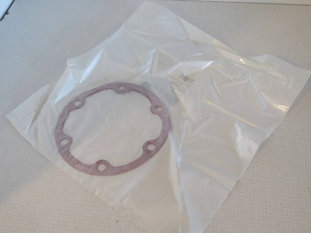 YORK 064-30111-000 Suction Strainer Cover Gasket