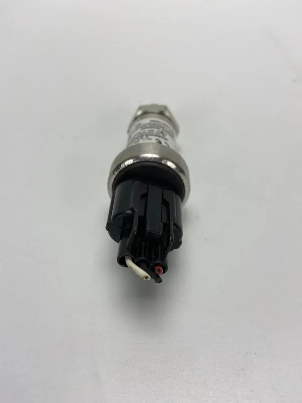 YORK 025-29148-009 Pressure Transducer