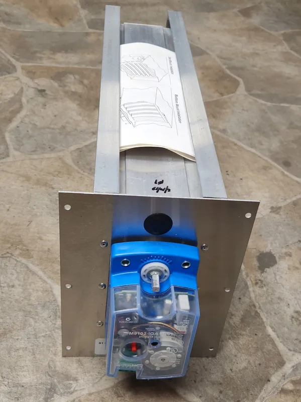 YORK S1-ZDMS1608 Rectangular Zoning Damper 24V Power