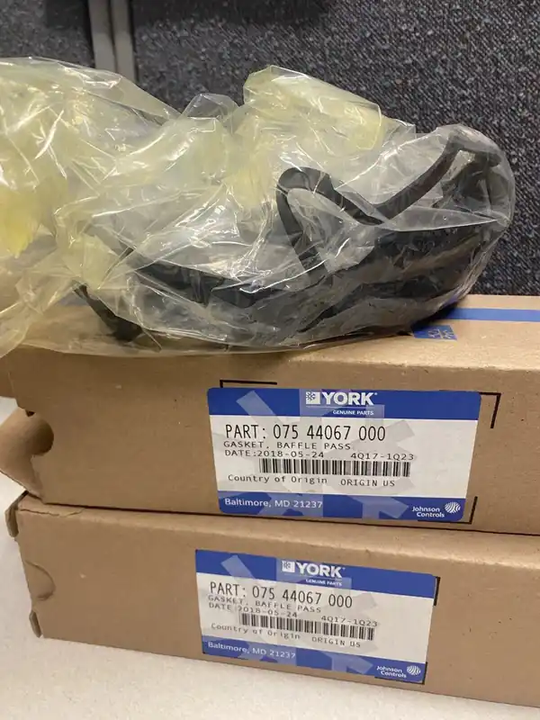 YORK 075-44067-000 Baffle Pass Gasket