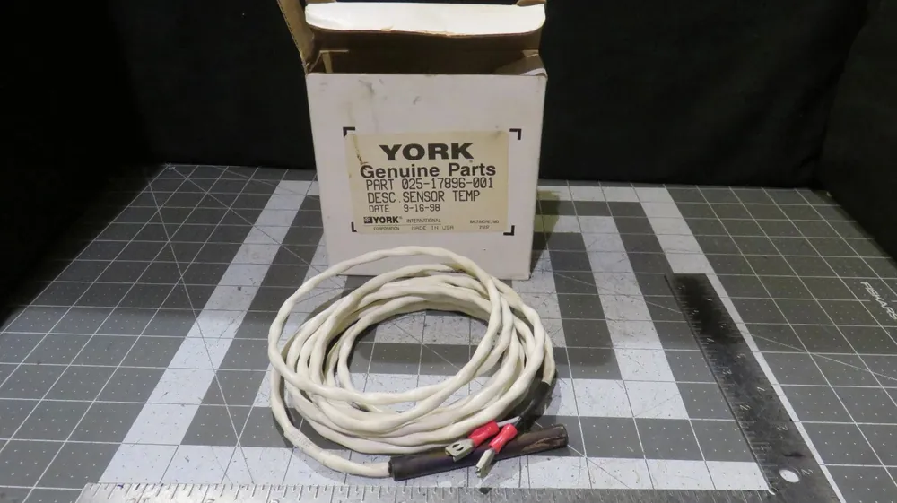 YORK 025-17896-001 Temperature Sensor with 11 Foot Wire